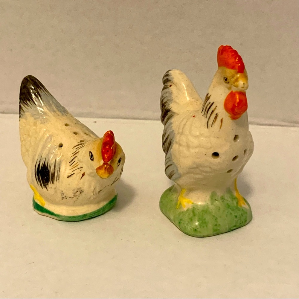 🐔 Vintage Rooster & Hen Salt & Pepper Shakers